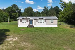 2690 Salem Church Rd, Sneads, FL 32460 - Photo 1