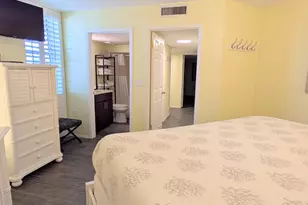 7205 Thomas Dr, Panama City Beach, FL 32408 - Photo 18