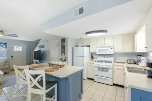 122 W Leslie Ln, Panama City Beach, FL 32407 - Photo 16