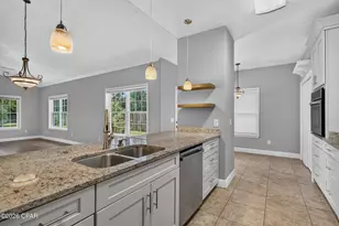 2315 Dragonfly Ln, Panama City, FL 32405 - Photo 14