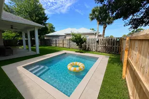 424 Hidden Island Dr, Panama City, FL 32408 - Photo 2