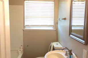 6530 Dahlia Dr, Panama City, FL 32404 - Photo 10