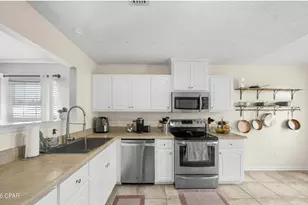 1720 Everitt Ave, Panama City, FL 32405 - Photo 4