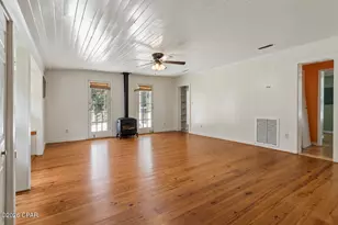672 Main St, Chipley, FL 32428 - Photo 10