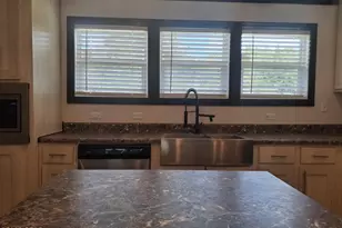 2469 Brooks Dr, Bonifay, FL 32425 - Photo 10