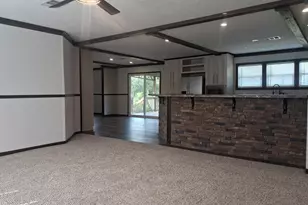 2469 Brooks Dr, Bonifay, FL 32425 - Photo 6