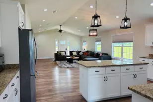 25393 N Rosewood Circle, Altha, FL 32421 - Photo 18