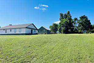 25393 N Rosewood Circle, Altha, FL 32421 - Photo 10