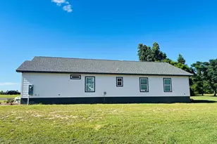 25393 N Rosewood Circle, Altha, FL 32421 - Photo 6