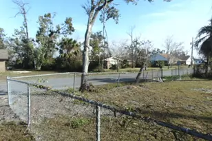 301 Minnesota Ave, Lynn Haven, FL 32444 - Photo 28