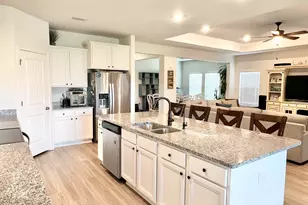 352 Grafton St, Southport, FL 32409 - Photo 12