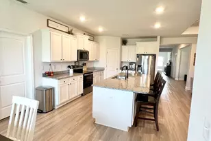 352 Grafton St, Southport, FL 32409 - Photo 10