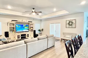 352 Grafton St, Southport, FL 32409 - Photo 6