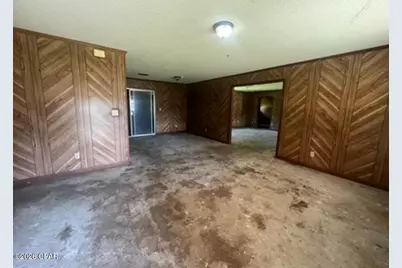 2231 Porter Avenue, Grand Ridge, FL 32442 - Photo 4