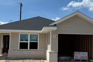 713 Fox Den Ln, Panama City, FL 32404 - Photo 1
