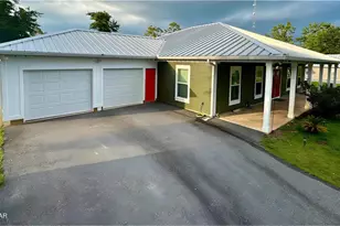 575 W River Rd, Wewahitchka, FL 32465 - Photo 4