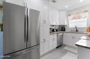 510 E 26th St, Lynn Haven, FL 32444 - Photo 4