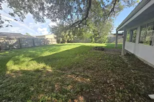 215 S Kimbrel Ave, Panama City, FL 32404 - Photo 20