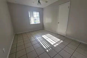215 S Kimbrel Ave, Panama City, FL 32404 - Photo 12
