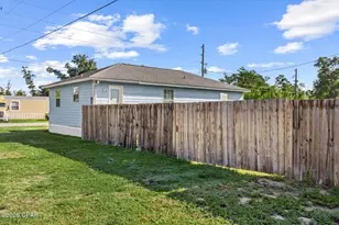 7826 Ponderosa St, Southport, FL 32409 - Photo 30