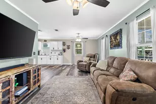 7826 Ponderosa St, Southport, FL 32409 - Photo 6