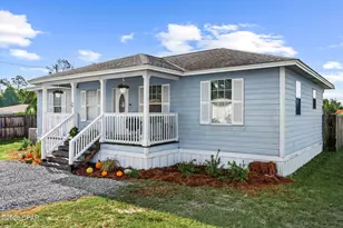 7826 Ponderosa St, Southport, FL 32409 - Photo 2