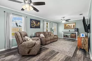 7826 Ponderosa St, Southport, FL 32409 - Photo 8