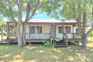 1093 Newton Rd, Bonifay, FL 32425 - Photo 2