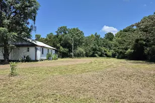 1093 Newton Rd, Bonifay, FL 32425 - Photo 16