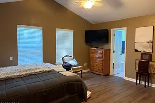 223 Country Club Dr, Havana, FL 32333 - Photo 10