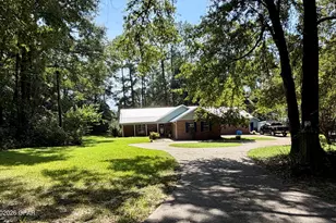 223 Country Club Dr, Havana, FL 32333 - Photo 2
