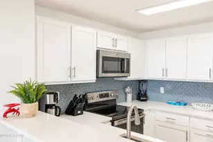 15928 Front Beach Rd, Panama City Beach, FL 32413 - Photo 14
