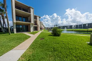 8727 Thomas Dr, Panama City, FL 32408 - Photo 2