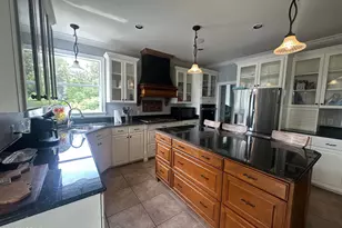 2660 Lakeview Cir, Alford, FL 32420 - Photo 16