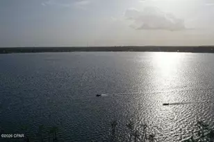 2660 Lakeview Cir, Alford, FL 32420 - Photo 4