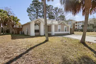1712 Vecuna Cir, Panama City Beach, FL 32407 - Photo 2