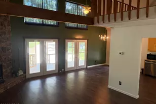 1029 Putnam Ave, Alford, FL 32420 - Photo 6