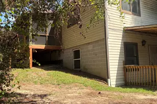 1029 Putnam Ave, Alford, FL 32420 - Photo 2