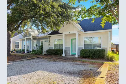 1004 15th Street #4, Mexico Beach, FL 32456 - Photo 2