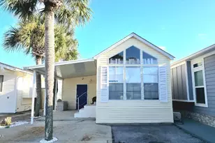 213 Squid Ln, Panama City Beach, FL 32408 - Photo 2
