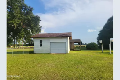 5081 8th Avenue, Malone, FL 32445 - Photo 4