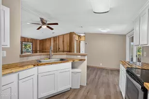 1718 Hwy 173, Graceville, FL 32440 - Photo 10