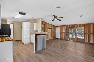 1718 Hwy 173, Graceville, FL 32440 - Photo 8