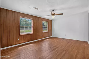 760 Brown St, Chipley, FL 32428 - Photo 8