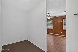 760 Brown St, Chipley, FL 32428 - Photo 14