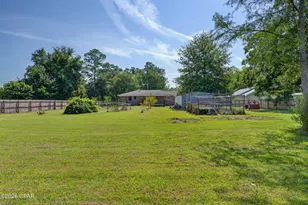 760 Brown St, Chipley, FL 32428 - Photo 36