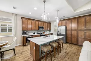 8439 Coral Reef Wy, Panama City Beach, FL 32413 - Photo 10