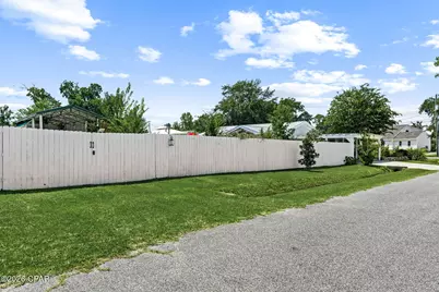 401 Virginia Avenue, Lynn Haven, FL 32444 - Photo 28