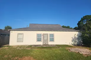 121 S Wells St, Panama City Beach, FL 32413 - Photo 6