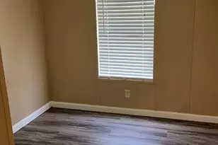 4512 Carla Ln, Panama City, FL 32405 - Photo 8